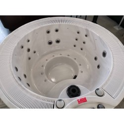 СПА HC Design 8, модел кръг, 6 седалки  от Hanscraft справка SPA-HC8